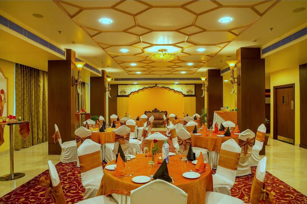 Hotel Kapish Smart-All Pure Veg Jaipur Exterior photo